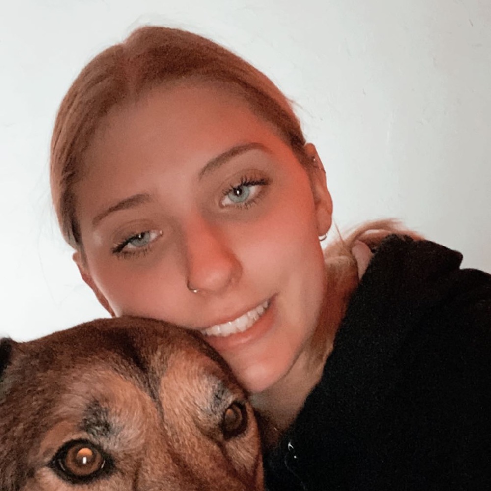 Meet your Posher, Bella